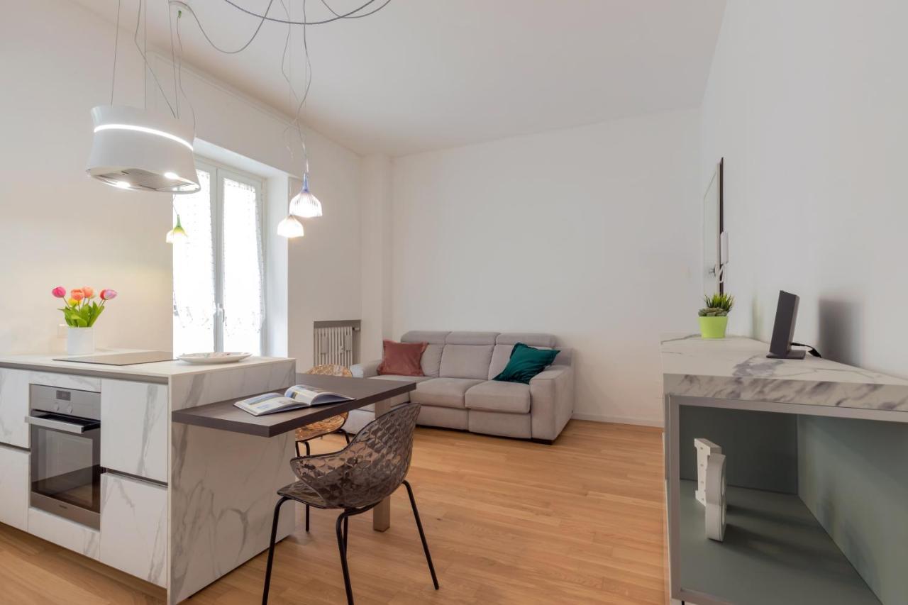 Design Premium Apartment In Center Milan - Homeunity Luaran gambar