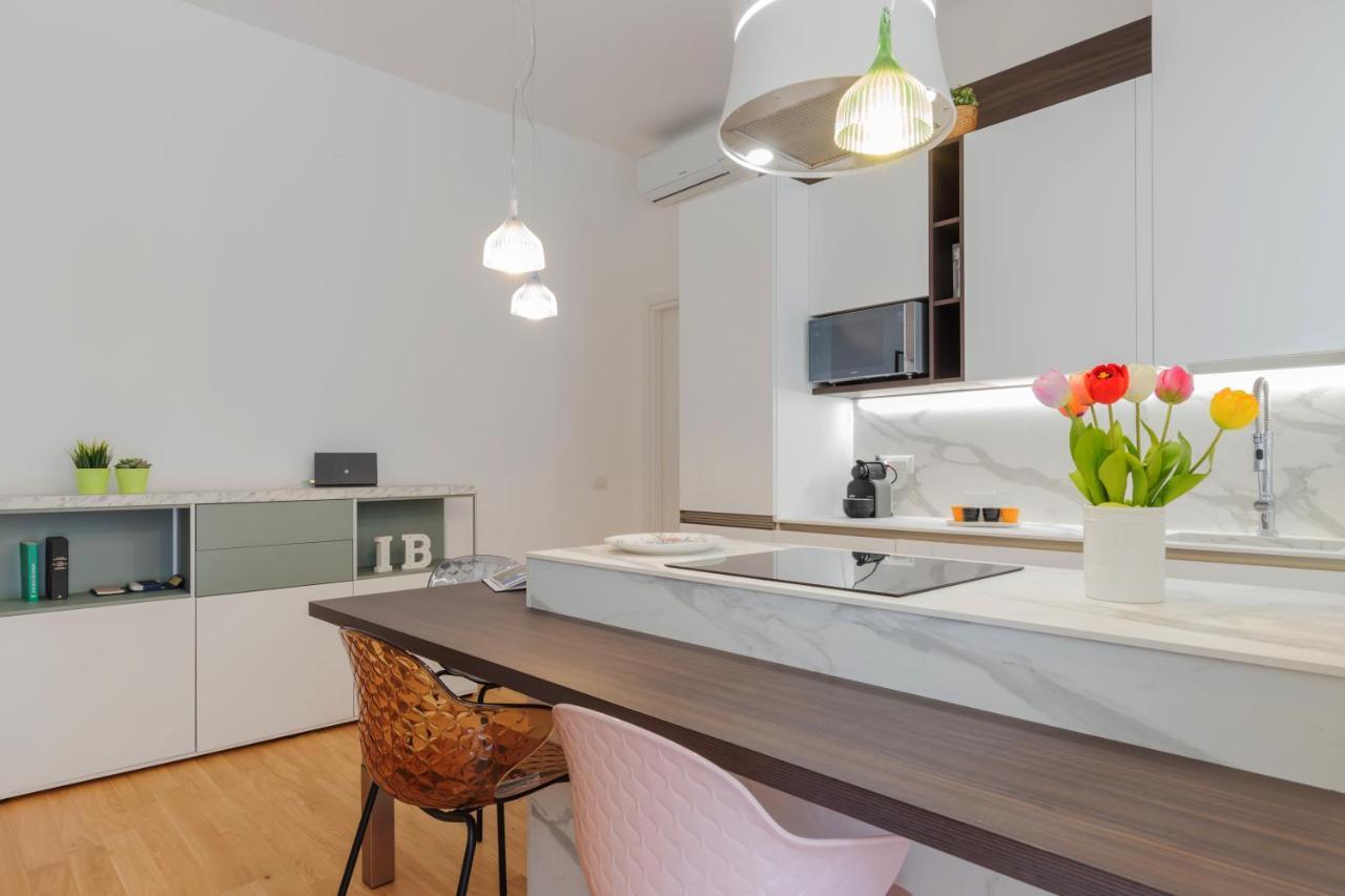 Design Premium Apartment In Center Milan - Homeunity Luaran gambar