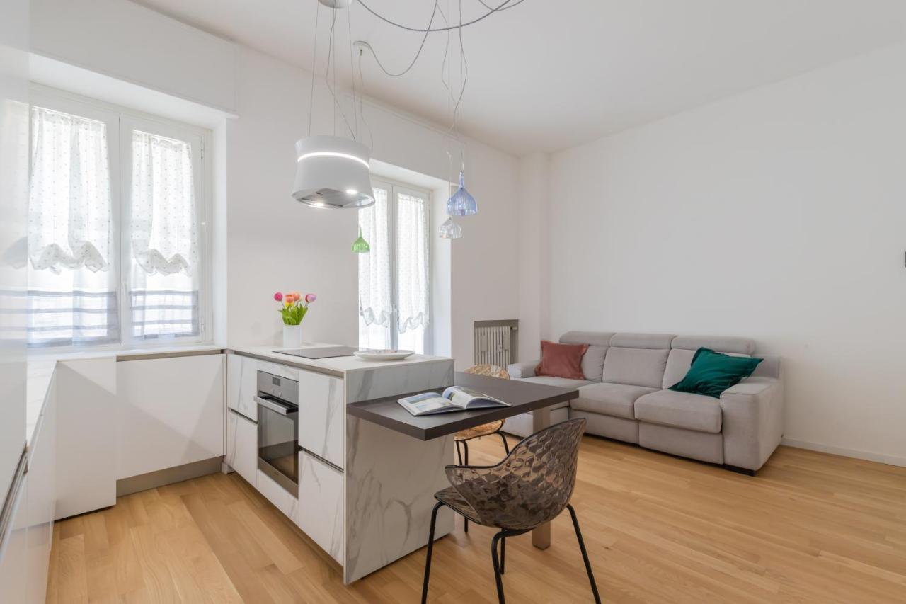 Design Premium Apartment In Center Milan - Homeunity Luaran gambar